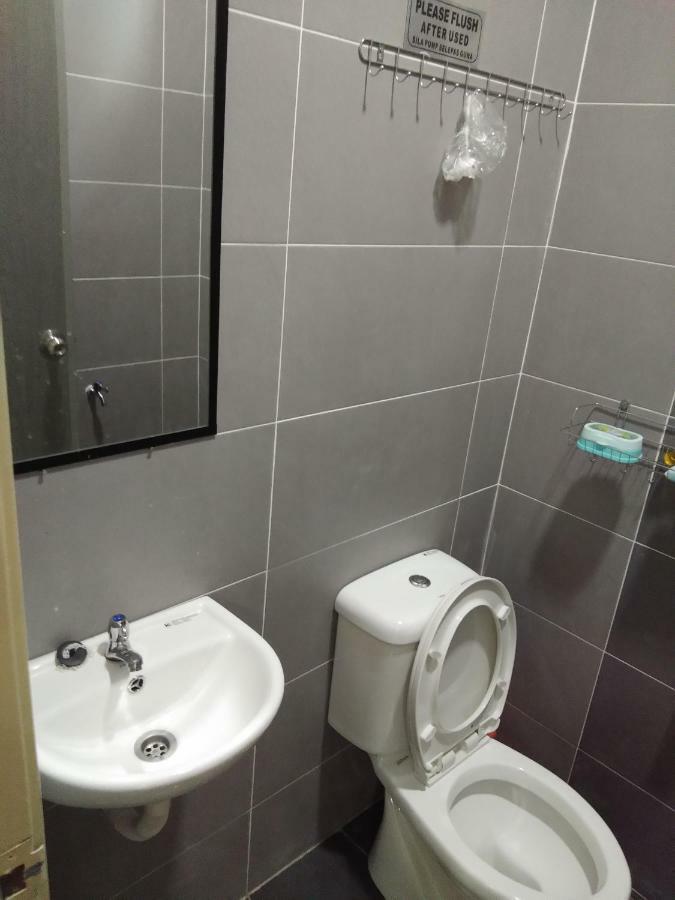 Z&M Homestay Jertih المظهر الخارجي الصورة